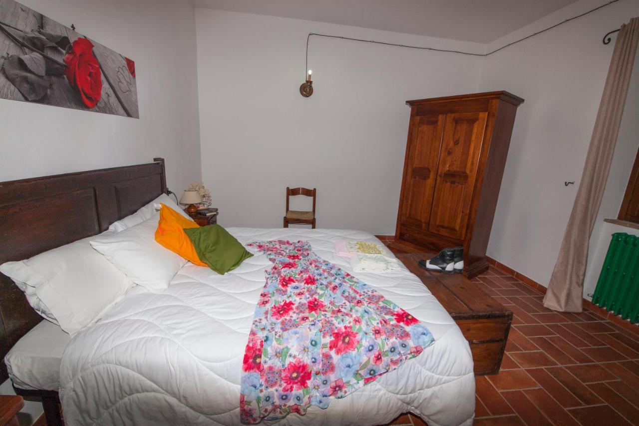 Il Borgo Del Lupo Vila Sarteano Exterior foto