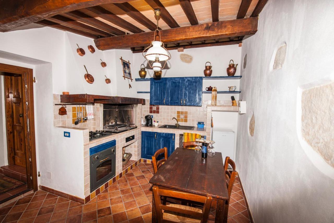 Il Borgo Del Lupo Vila Sarteano Exterior foto